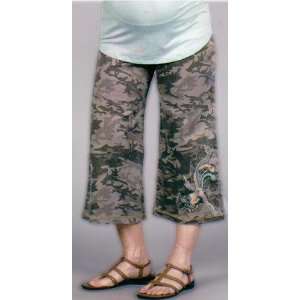  Dragon Maternity Crop Pants from Juliet Dream    Small camo 