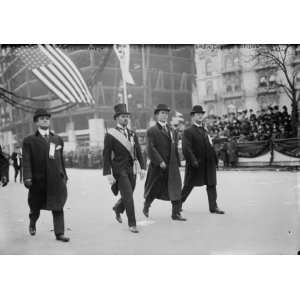 1908 photo Robert Guggenheim and the Engineer Division in Taft parade 