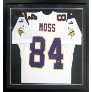 Randy Moss Autographed Uniform   Authentic   Autographed NFL Jerseys