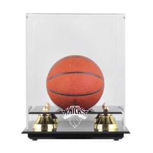  New York Knicks Mini Golden Classic Logo Basketball Case 