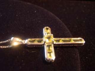 NEW pale green Austrian crystal cross & 18 s/s chain  