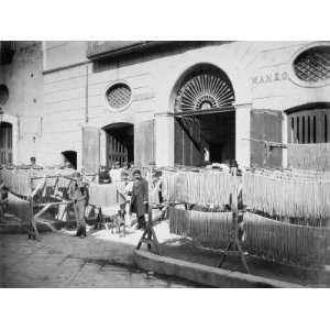  Pasta Drying in the Streets, Naples, 1897 Art Photographic 