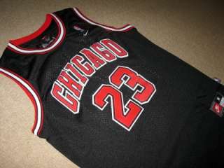 NBA MICHAEL JORDAN Chicago Bulls Alternate Swingman Jersey Size LARGE 