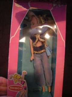 Dream of Jeannie Poseable vintage doll REMCO 1977  