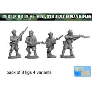    Indian Army British Riflemen Shorts and Turbans (8) Toys & Games